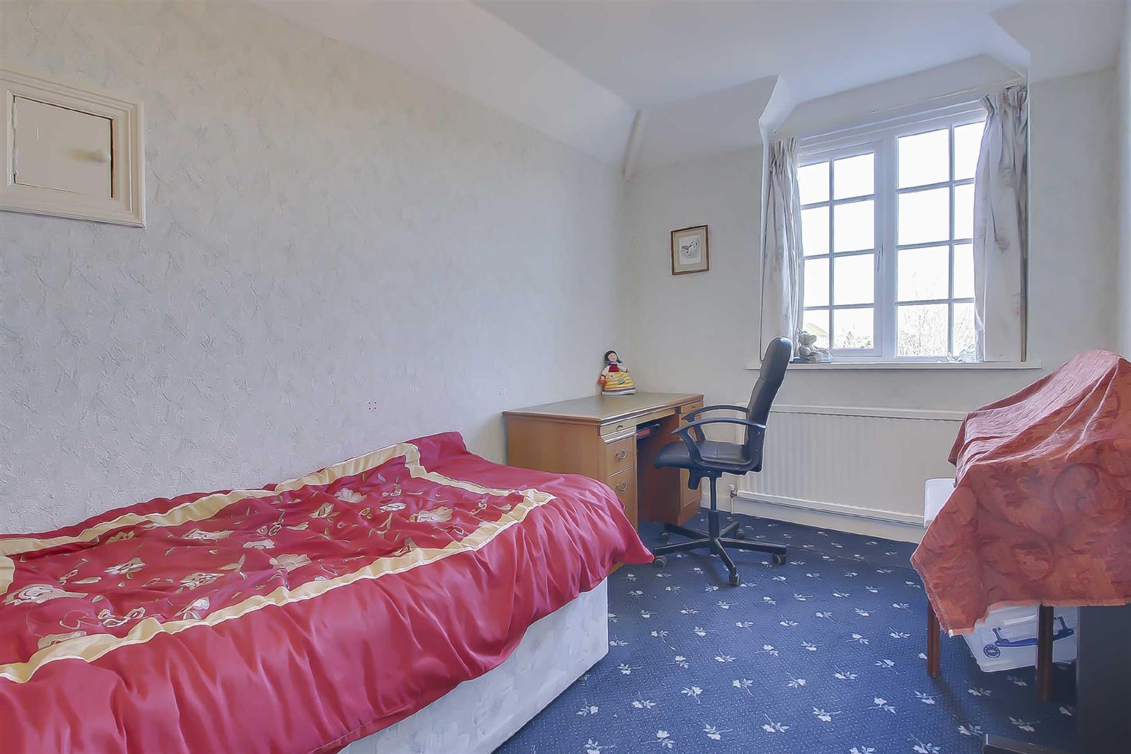 Yardley Road, Cosgrove, Milton Keynes